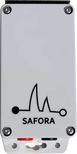 Fence Shield unit with integrated solar panel, battery, and antenna
